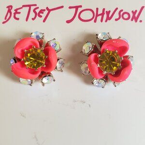 NWT Betsey Johnson Flower Studs